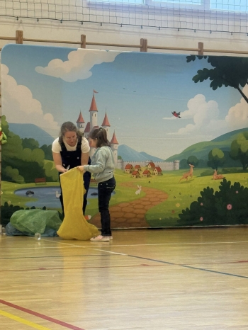 558709361_1377747437685936_209895549561176546_n