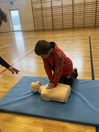 561710452_1385400300253983_2107325173826238969_n