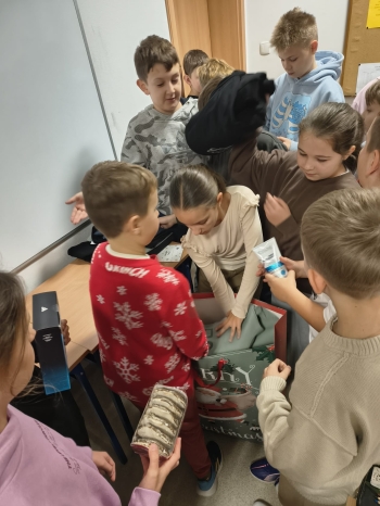 590220034_1423525339774812_137995552416748168_n