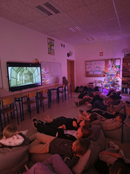 ''WIECZÓR W KRAINIE NARNII''